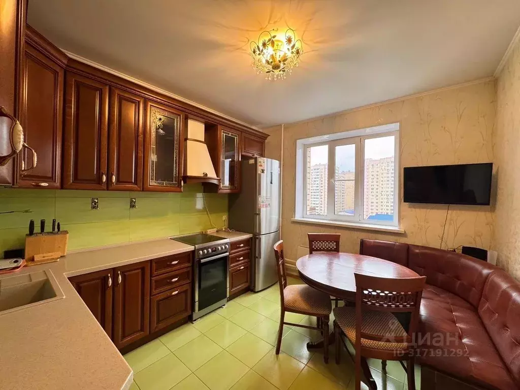2-к кв. Московская область, Фрязино ул. Нахимова, 14А (57.0 м) - Фото 0