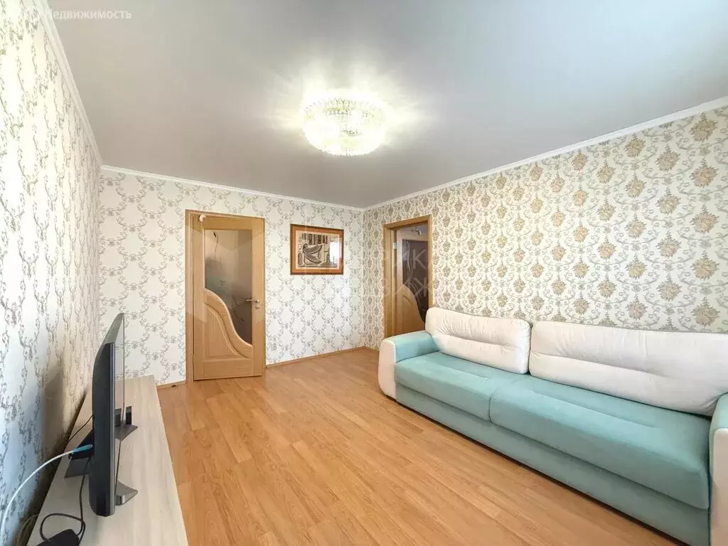 2-комнатная квартира: Тюмень, улица Пермякова, 71к1 (72 м) - Фото 1