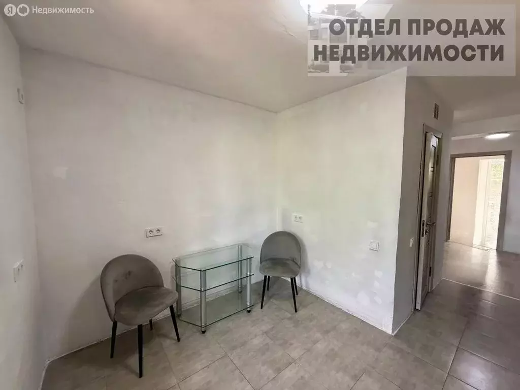 3-комнатная квартира: Крымск, улица Свердлова, 140 (68.9 м) - Фото 1