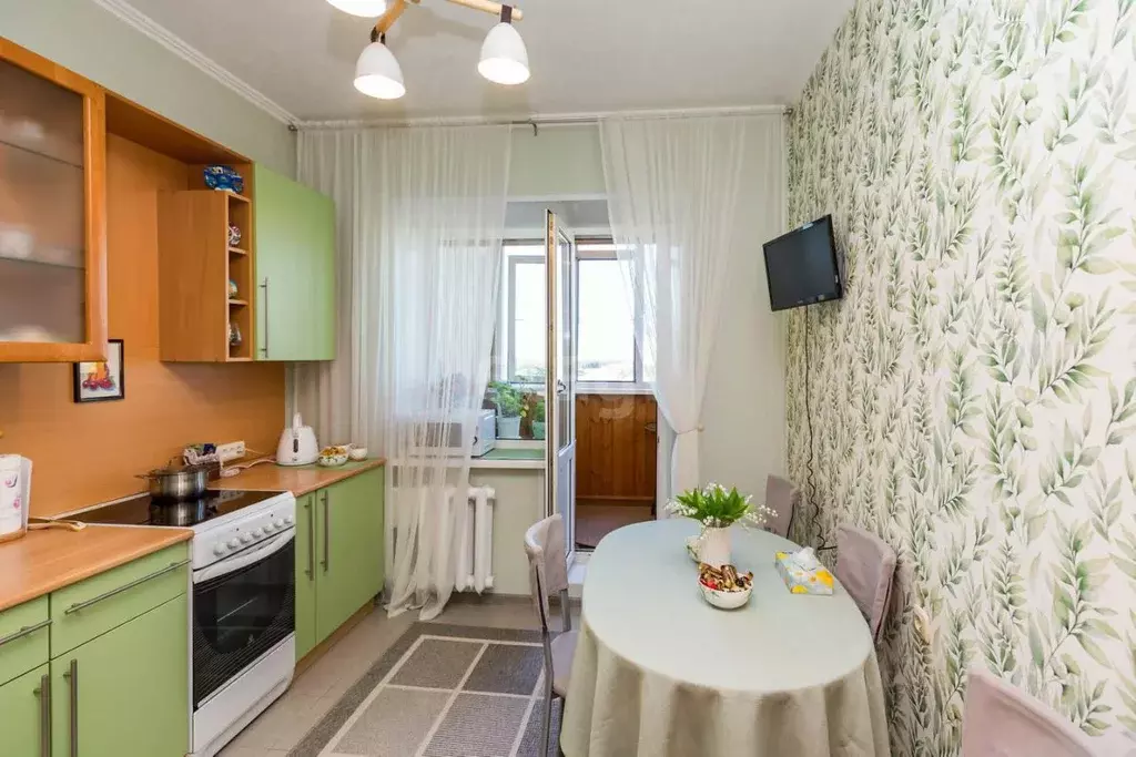 2-к кв. Ханты-Мансийский АО, Сургут ул. Энергетиков, 1 (54.7 м) - Фото 1