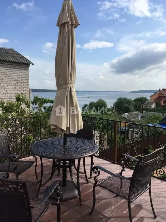 Дом в Воронежская область, Воронеж ул. Степана Солодовникова, 90 (119 ... - Фото 1