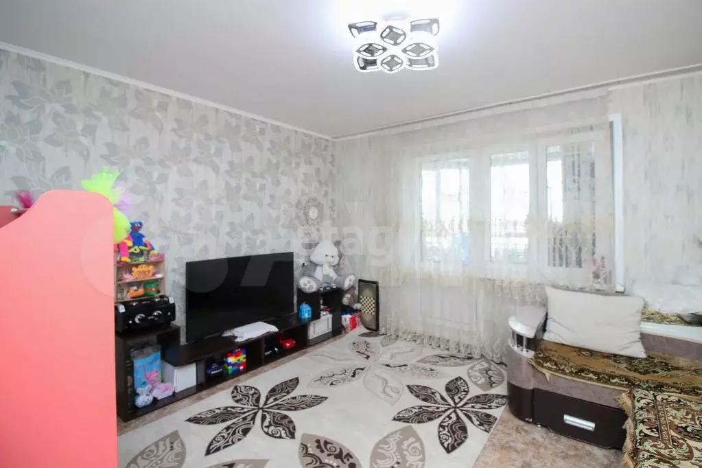 2-к. квартира, 60 м, 14/17 эт. - Фото 1