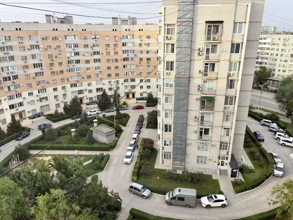 3-к кв. Волгоградская область, Волгоград бул. Энгельса, 31А (70.0 м) - Фото 0