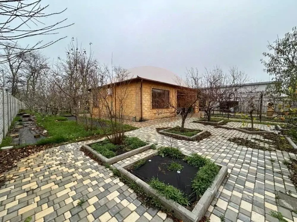 Дом в Крым, Сакский район, с. Орехово ул. 8 Марта (74 м) - Фото 1