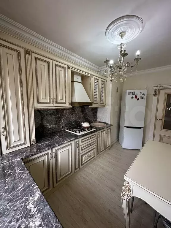 4-к. квартира, 80 м, 4/5 эт. - Фото 1