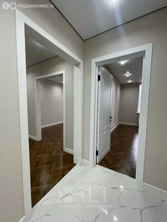 2-комнатная квартира: Махачкала, улица Лизы Чайкиной, 80 (57 м) - Фото 1