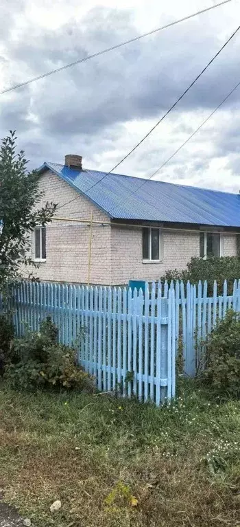 Дом в Оренбургская область, Кувандык Речная ул., 29 (69 м) - Фото 0
