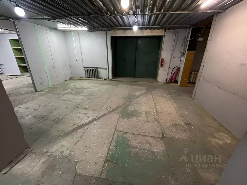 Склад в Алтайский край, Барнаул ул. Ярных, 2 (242 м) - Фото 1