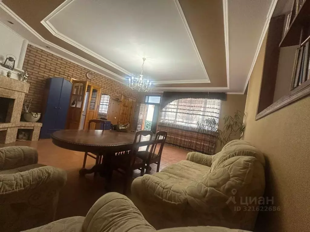 Дом в Кабардино-Балкария, Чегемский район, с. Каменка Революционная ... - Фото 1