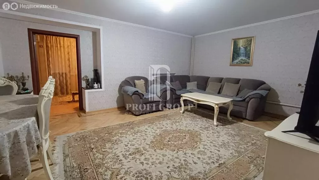 3-комнатная квартира: Махачкала, улица Гайдара Гаджиева, 10 (96 м) - Фото 1