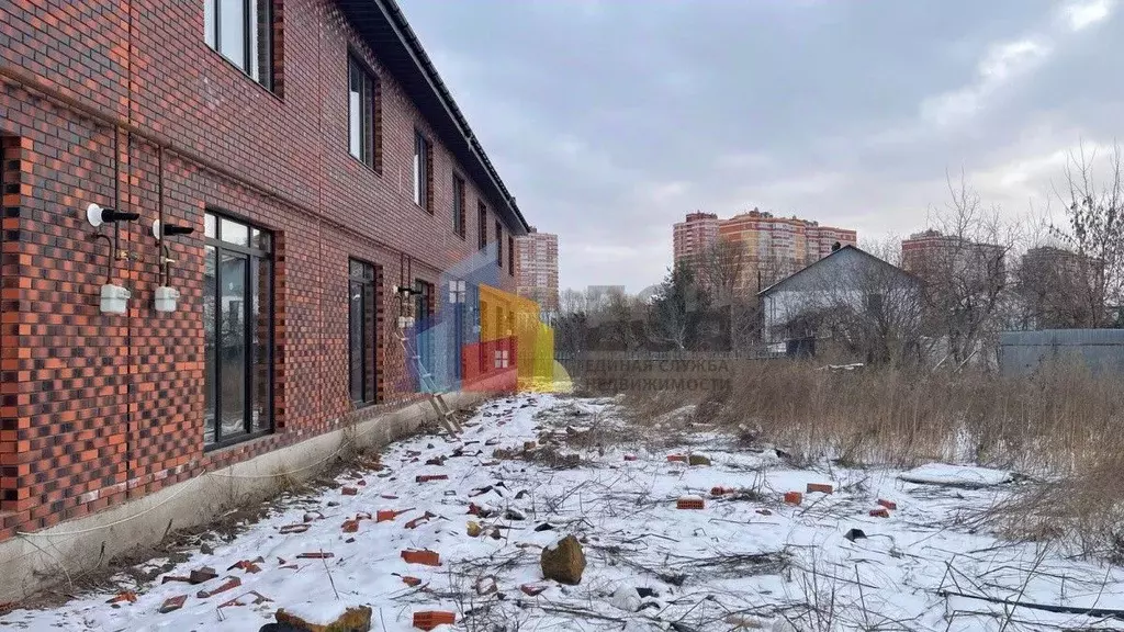 Таунхаус в Тульская область, Тула ул. Карла Либкнехта, 35 (90 м) - Фото 1