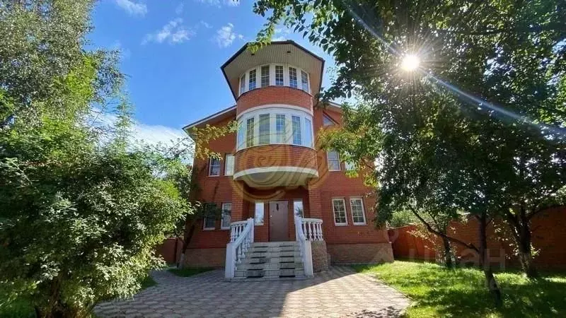Дом в Московская область, Балашиха Рябиновая ул., 19 (800 м) - Фото 1
