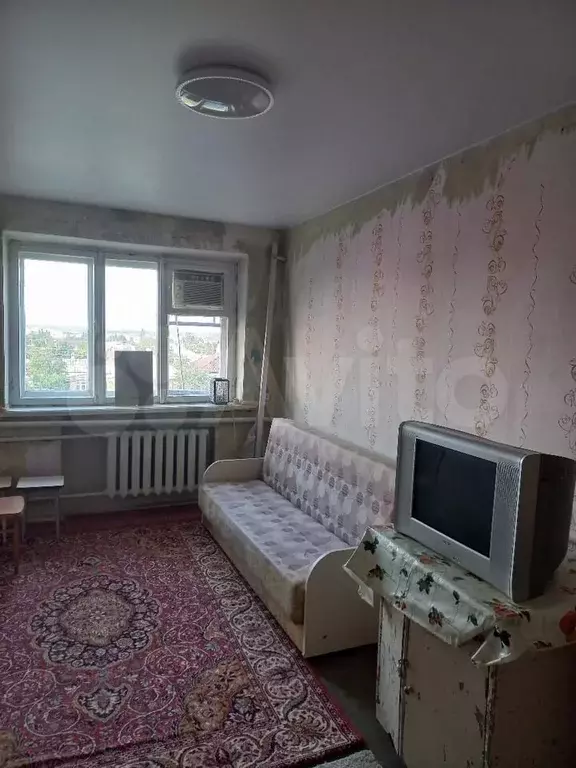 Комната 15,4 м в 4-к., 2/2 эт. - Фото 0