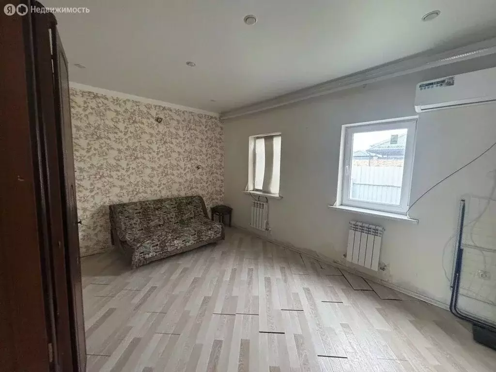 Дом в Крымск, улица Темченко (60 м) - Фото 1