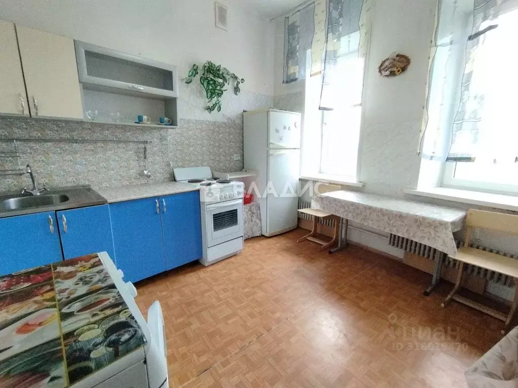 2-к кв. Белгородская область, Белгород ул. Щорса, 56а (59.5 м) - Фото 0