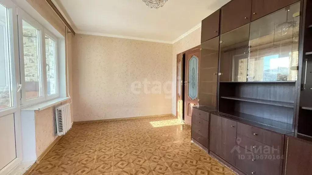 2-к кв. Карачаево-Черкесия, Черкесск ул. Космонавтов, 13 (49.8 м) - Фото 0