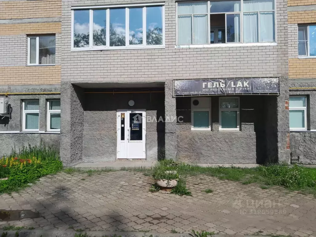 Помещение свободного назначения в Коми, Сыктывкар просп. Бумажников, ... - Фото 0
