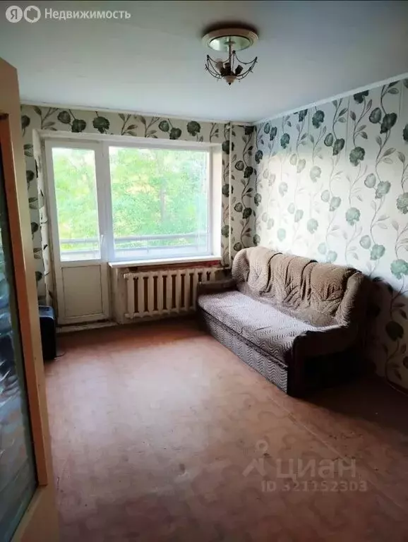 1-комнатная квартира: Шахты, улица Хабарова, 8 (32 м) - Фото 0