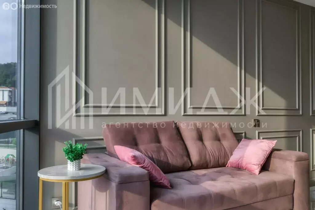 2-комнатная квартира: Сочи, улица Ленина, 298Бк5 (90 м) - Фото 1