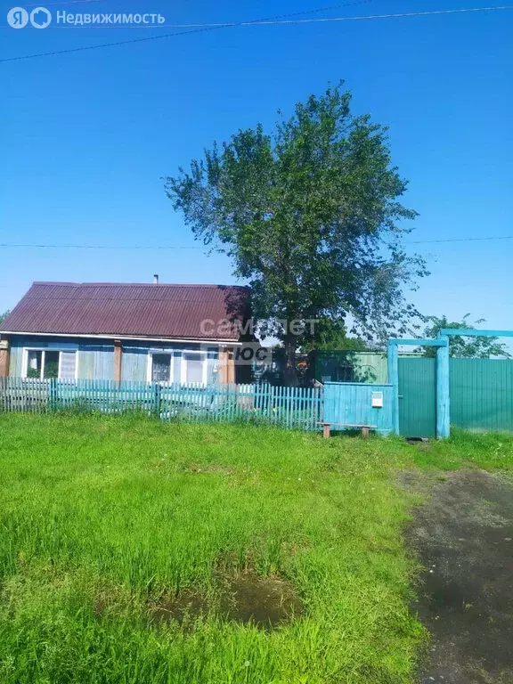 Дом в Курганская область, Петуховский муниципальный округ, посёлок ... - Фото 1
