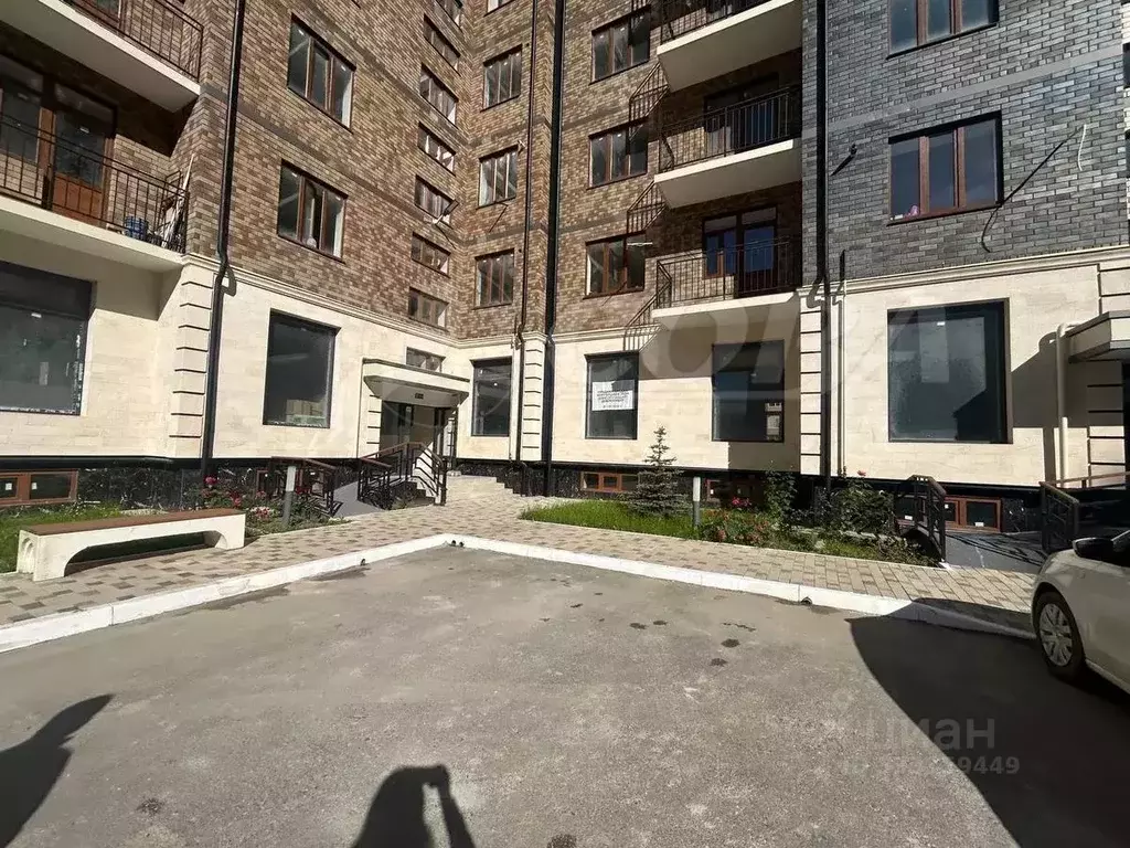 2-к кв. Дагестан, Каспийск просп. М. Омарова, 16А (77.0 м) - Фото 1