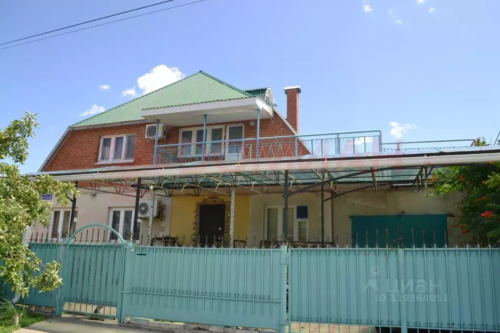 Дом в Ростовская область, Волгодонск пер. Возрождения, 4 (410 м) - Фото 0