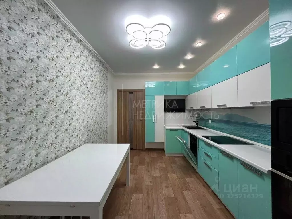 2-к кв. Тюменская область, Тюмень Широтная ул., 158к2 (64.6 м) - Фото 1