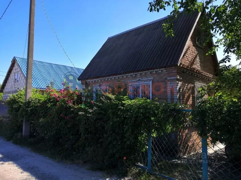 Дом в Ростовская область, Азов Азовский район, Мичуринец-3 мкр, 88 (45 ... - Фото 1