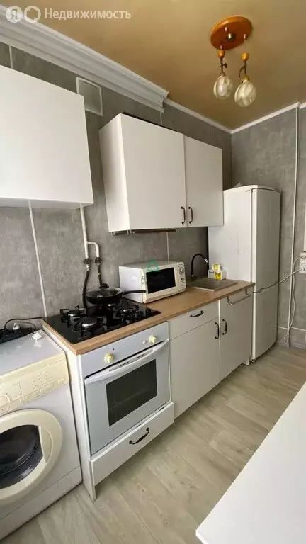 4-комнатная квартира: Уфа, Центральная улица, 30 (69.6 м) - Фото 1