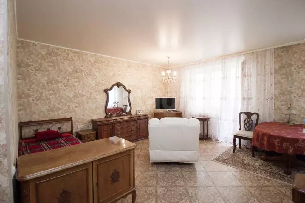 Студия Калужская область, Калуга ул. Суворова, 38 (40.5 м) - Фото 1