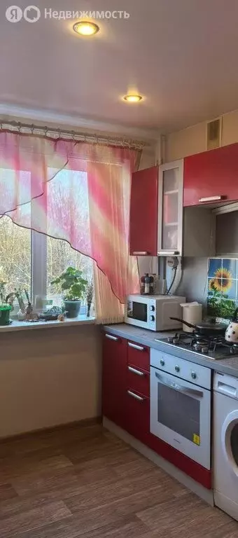 2-комнатная квартира: Коммунар, Школьная улица, 22 (52.8 м) - Фото 2