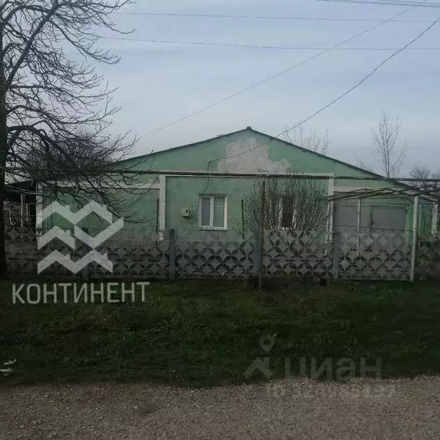 Дом в Крым, Черноморский район, Краснополянское с/пос, с. Внуково ул. ... - Фото 1