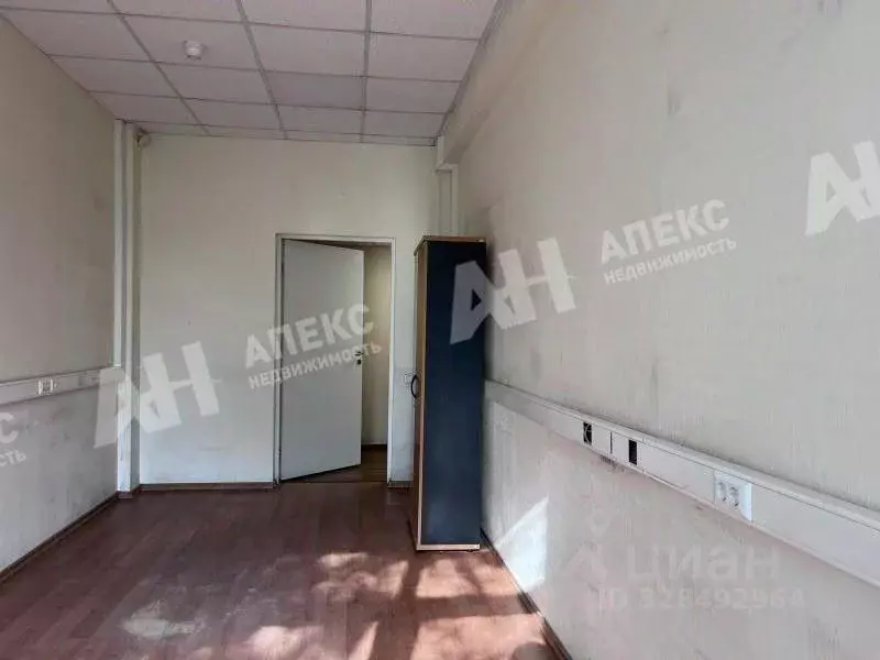 Помещение свободного назначения в Москва ул. Черняховского, 16 (10 м) - Фото 1