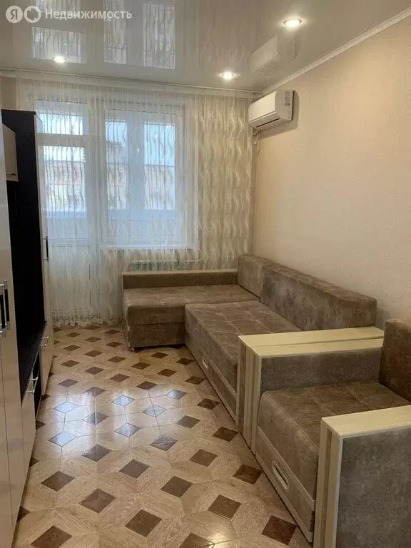 Квартира-студия: Волгодонск, проспект Курчатова, 45 (30 м) - Фото 1