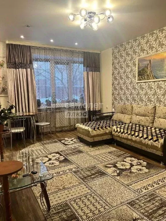 2-к кв. Омская область, Омск ул. 4-я Линия, 238а (45.0 м) - Фото 1