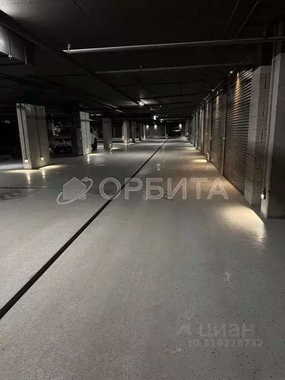 Гараж в Тюменская область, Тюмень ул. 50 лет Октября, 57Бк2 (14 м) - Фото 1
