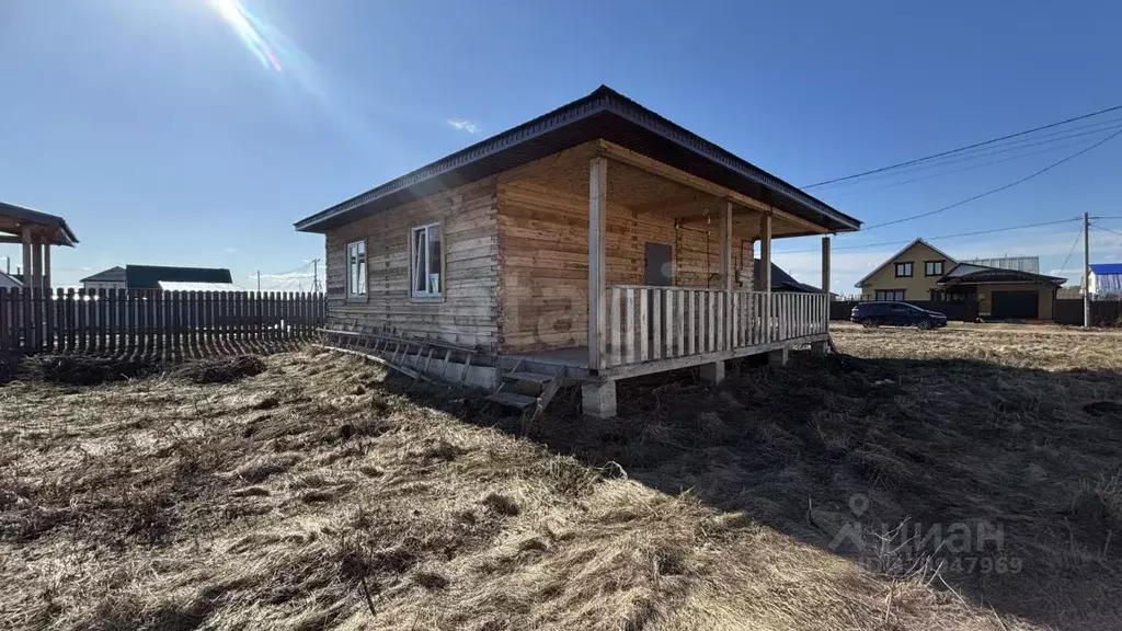 Дом в Башкортостан, Ишимбайский район, Ишеевский сельсовет, д. ... - Фото 1
