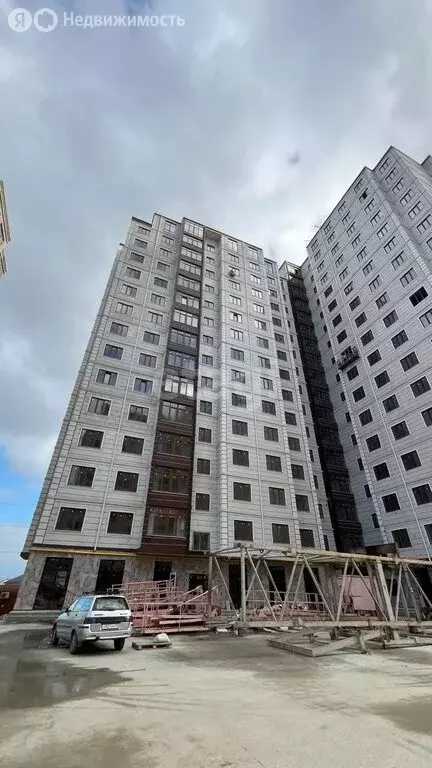 3-комнатная квартира: Махачкала, улица Азизова, 32 (112 м) - Фото 2