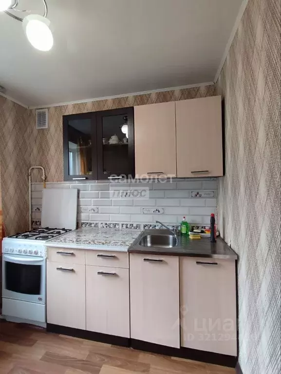 1-к кв. Архангельская область, Коряжма Архангельская ул., 13 (30.0 м) - Фото 2