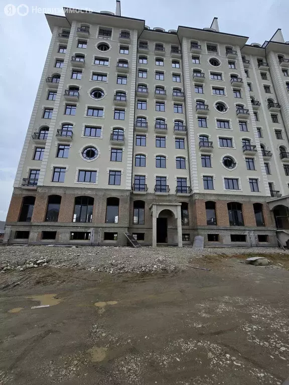 2-комнатная квартира: Нальчик, улица Тлостанова, 2 (73 м) - Фото 1