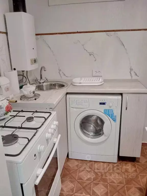 2-к кв. Ставропольский край, Кисловодск ул. Островского, 39 (40.0 м) - Фото 0