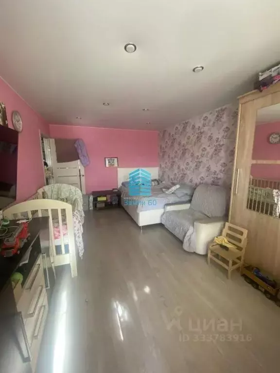 1-к кв. Псковская область, Великие Луки Рабочая ул., 1 (33.0 м) - Фото 1