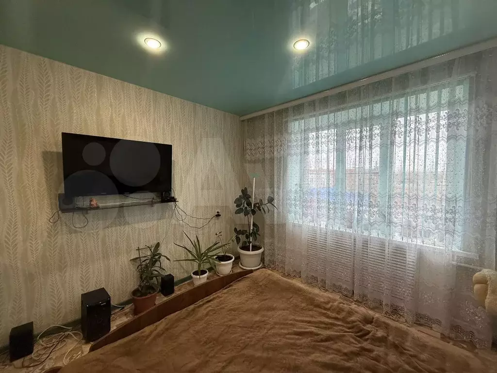Комната 13 м в 4-к., 2/5 эт. - Фото 0