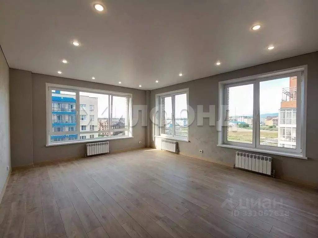 3-к кв. Хакасия, Абакан ул. Генерала Тихонова, 7 (95.9 м) - Фото 1