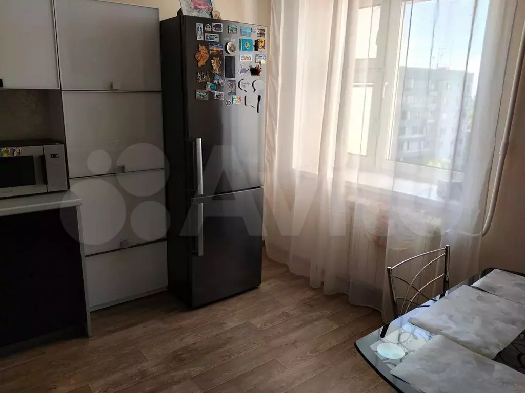1-к. квартира, 56 м, 8/10 эт. - Фото 1