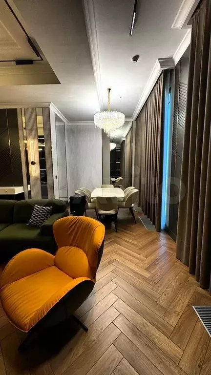 3-к. квартира, 95 м, 8/11 эт. - Фото 1