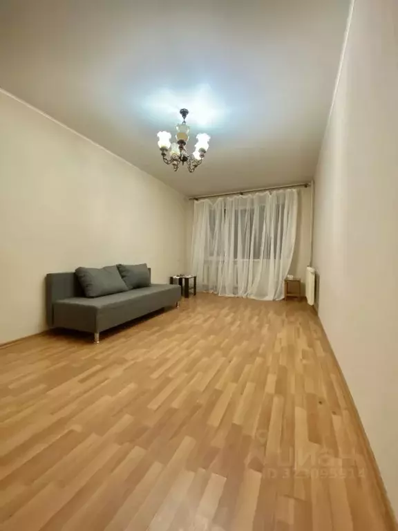 1-к кв. Татарстан, Казань ул. Фатыха Амирхана, 83 (35.0 м) - Фото 1