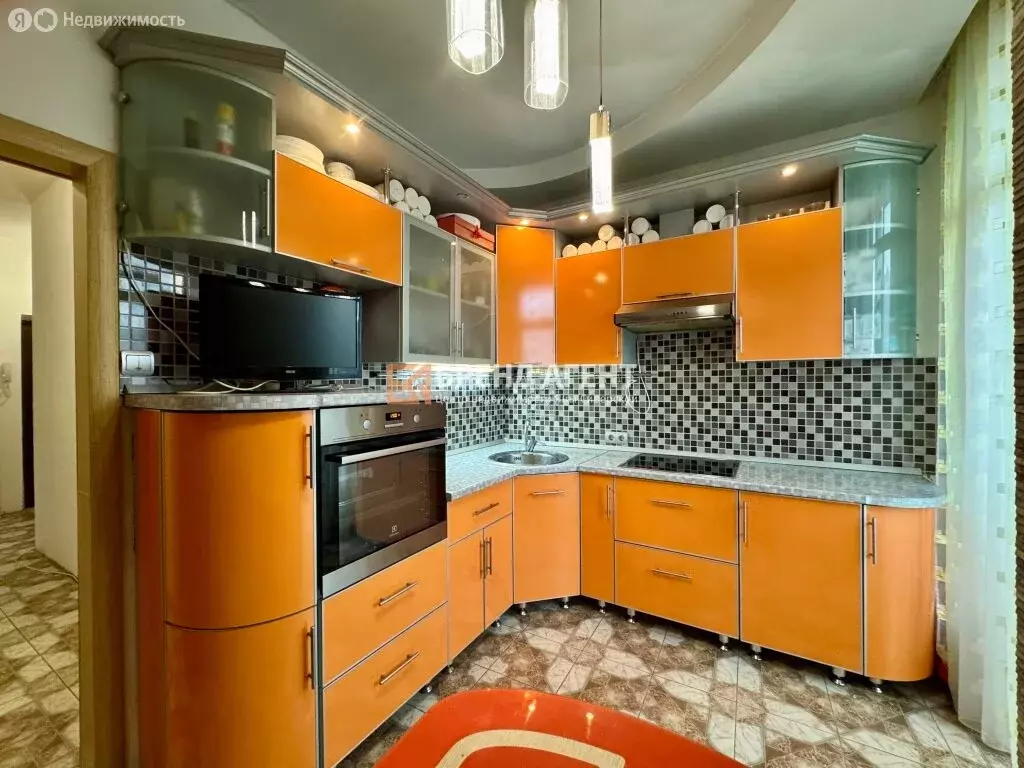 2-комнатная квартира: Белгород, улица Конева, 17 (60 м) - Фото 1