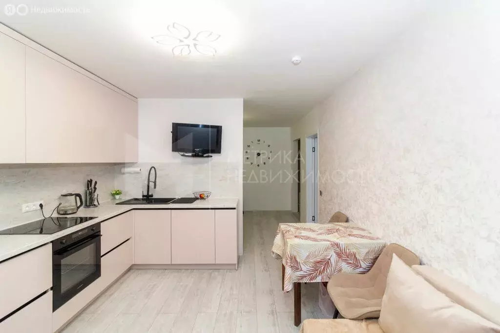 3-комнатная квартира: деревня Патрушева, улица Александра Пушкина, 5 ... - Фото 2