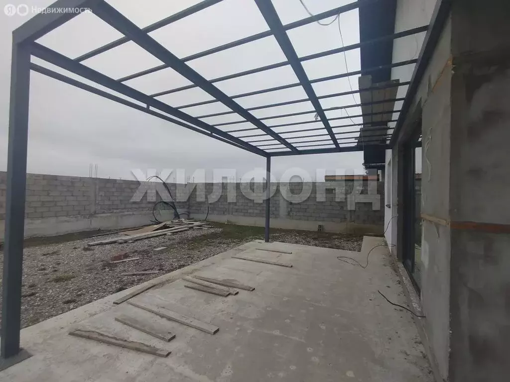 Дом в посёлок Новый, Янтарная улица (140 м) - Фото 1